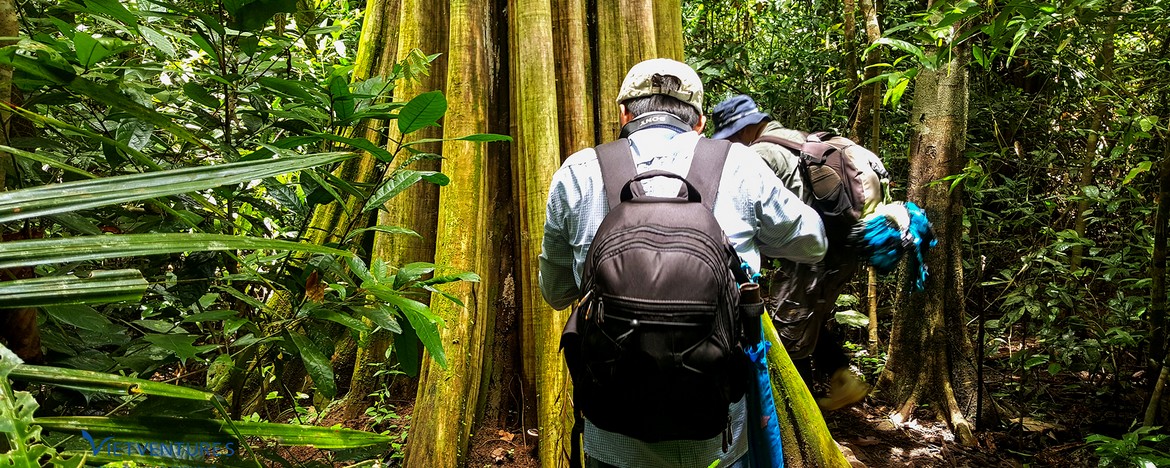 Trekking Nam Cat Tien